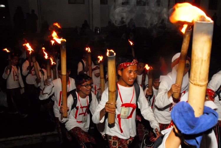 5 Tradisi Unik Sambut Isra Mi’raj di Indonesia