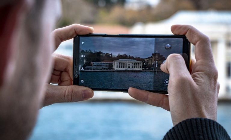 Tips Hasilkan Foto Keren dengan Smartphone