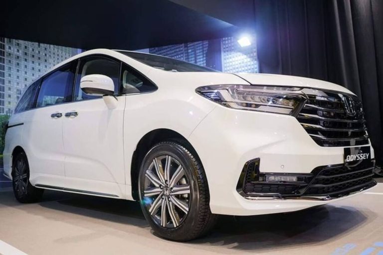 Honda Luncurkan 3 Mobil Sekaligus