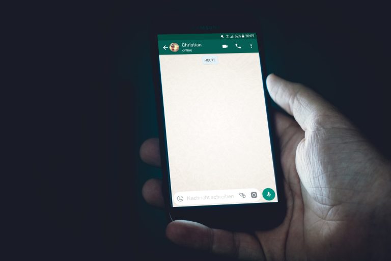 Ketahui Cara Kembangkan Manfaat WhatsApp Business untuk Bisnis Kamu