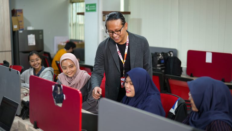 Behind The Product, Tak Kenal Lelah dalam Digitalisasi Produk SiCepat