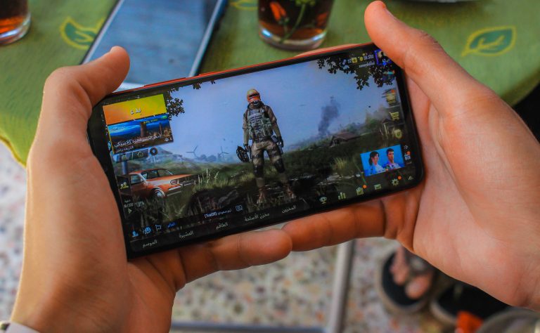 Smartphone Cepat Panas saat Bermain Game? Berikut Ini Trik untuk Mencegahnya