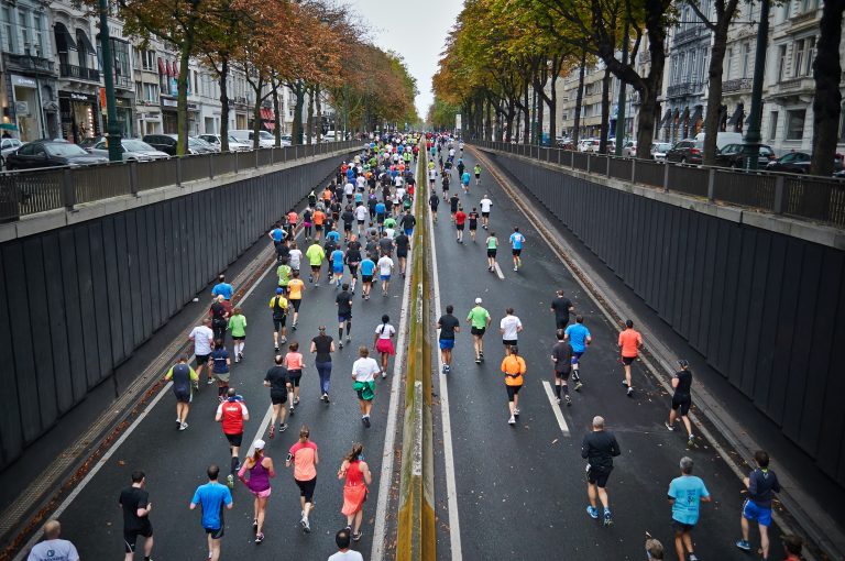 Lari Marathon Kini Semakin Digemari Banyak Orang, Seperti Apa Sejarahnya?