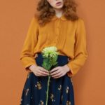 Tampil Beda dengan Warna Mustard