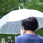 Musim hujan datang, Ini Dia Survival Kita yang Harus Kamu Bawa!