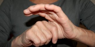 Cara Mudah Kendalikan Emosi dengan Pijat Jari