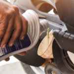 Jangan Sampai Telat Ganti Oli Motor! Ini Dia Efeknya