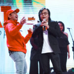 Raffi Ahmad Cosplay Jadi Kurir SiGesit dan Kejutkan Ari Lasso di Virtual Concert: Ekspresikan #EkspresikanMimpiBiarJadi