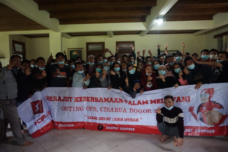 Outing Tim Operasional SiCepat Ekspres Outing Tim Operasional SiCepat Ekspres