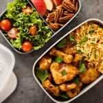 Tips Makan Siang Aman di Kantor Saat New Normal