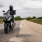 7 Kebiasaan Buruk yang Dilakukan Pengendara Motor Matik