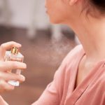 Ini 4 Cara Memakai Parfum Agar Tahan Lama