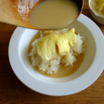 Durian yang Diolah Menjadi Topping Ketan