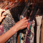 Tren Thrifting yang Diminati Kaum Milenial