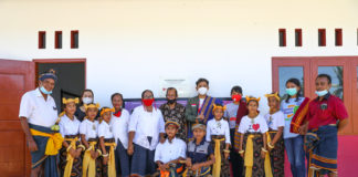 SiCepat Bantu Renovasi SDN Wikico Rongo di NTT