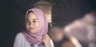 Perawatan Rambut Untuk Wanita Berhijab
