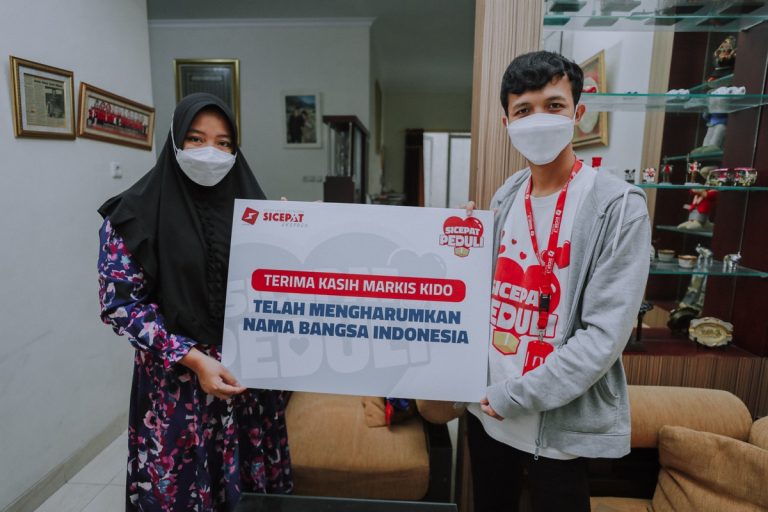 SiCepat Beri Santunan Dana Kepada Keluarga Alm. Markis Kido SiCepat Beri Santunan Dana Kepada Keluarga Alm. Markis Kido