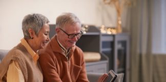 Aplikasi Video Call Yang Mudah Digunakan Orang Tua