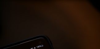 Kebiasaan yang Dapat Merusak Baterai Smartphone