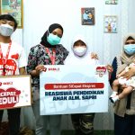 SiCepat Ekspres Berikan Beasiswa Pendidikan Untuk Anak Alm. Sapri Pantun