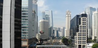 Pemerintah Batalkan PPKM Level 3 Nataru