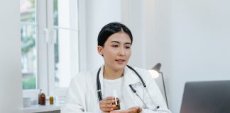 Tekan Penyebaran Omicron, Kemenkes Gencarkan Layanan Telemedicine