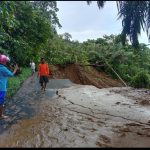 SiCepat Ekspres Beri Bantuan Korban Gempa Bumi Pasaman Barat SiCepat Ekspres Beri Bantuan Korban Gempa Bumi Pasaman Barat