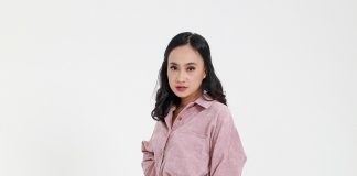 Semakin Trendy dengan Model Celana Jeans dan Kaos dari Esrocte
