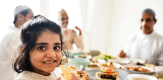 Cara Persiapkan Anak untuk Belajar Puasa Ramadan