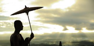 Mengenal Tradisi Hari Raya Waisak Berbagai Daerah di Indonesia