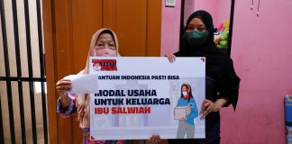 Bantu Kembangkan Usaha Gorengan, Indonesia Pasti Bisa Berikan Modal Usaha untuk Ibu Salwiah usaha ibu Salwiah