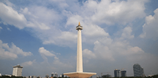 Setelah Dua Tahun Tutup, Akhirnya Monas Kembali Dibuka Secara Bertahap Monas dibuka