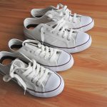 Cara Membersihkan Sepatu Putih dengan Mudah dan Efektif membersihkan sepatu putih