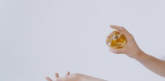 Perfume Layering, Teknik Mencampurkan Wewangian untuk Ciptakan Aroma yang Khas dan Unik Perfume Layering