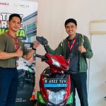Inisiasi Green Corporate, Sicepat Ekspres Ajak Karyawan Test Ride Motor Listrik SiCepat lakukan test ride motor listrik kepada seluruh karyawan