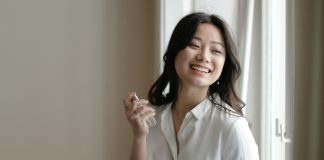 Begini Cara Memilih Aroma Wangi Parfum yang Tepat Bagi Pemula parfume