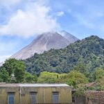 PVMBG Imbau Masyarakat Gunakan Masker untuk Hindari Erupsi Gunung Semeru