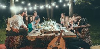 4 Tempat Buka Puasa di Jakarta yang Bikin Suasana Semakin Seru!