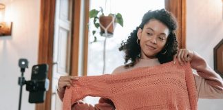 TikTok Live Streaming Bisa Membantu Penjualan Laris Manis? Gimana Sih Triknya?